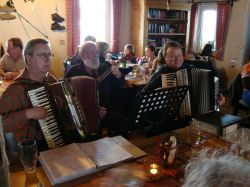 besuch-von-den-hobby-sängern_1